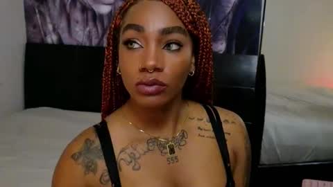 anyelii  online show from February 4, 12:35 am