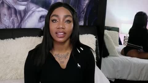 anyelii  online show from September 20, 2:21 am