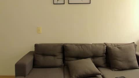 emi_royse online show from November 14, 5:13 pm