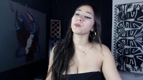 Snapshot of emiantonella_ chatting on March 4, 9:32 pm Antonella  online show from March 4, 9:32 pm