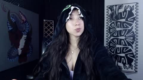 Snapshot of emiantonella_ chatting on March 7, 9:38 pm Antonella  online show from March 7, 9:38 pm