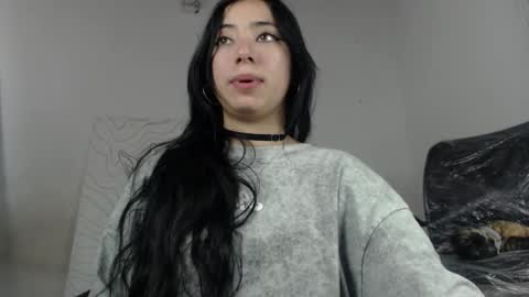 Snapshot of emiantonella_ chatting on October 7, 9:30 pm Antonella  online show from October 7, 9:30 pm