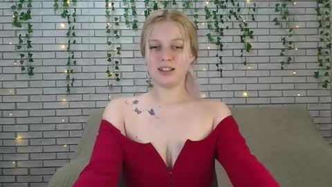 Amili online show from December 13, 9:04 am