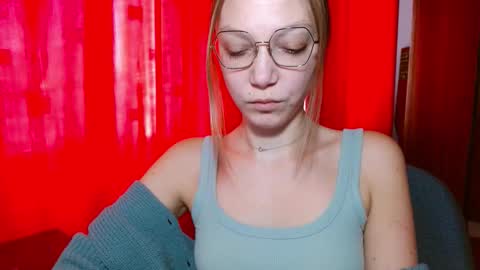 Emilly online show from February 3, 6:40 am