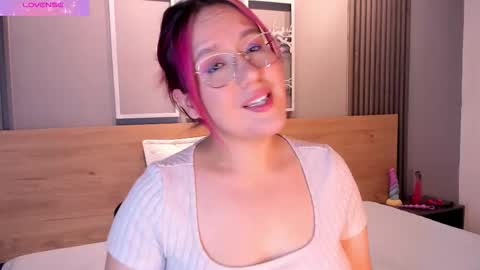 Emily online show from December 16, 4:18 am