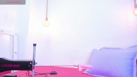 Emily online show from February 2, 7:25 pm