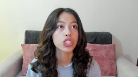 emily online show from December 5, 1:34 pm