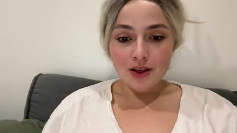 emily_morning_dew online show from September 8, 5:34 pm