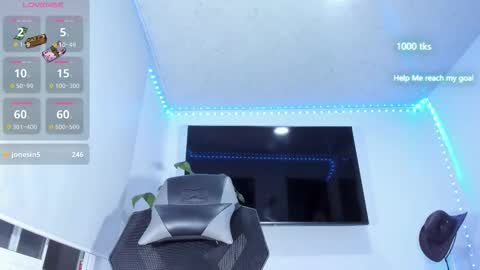 emily_palmeer online show from February 12, 10:06 am