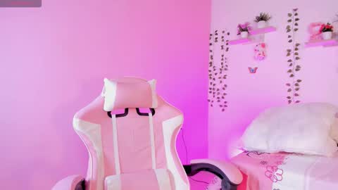 Snapshot of emily_restrepoo chatting on September 14, 4:54 am Emily online show from September 14, 4:54 am