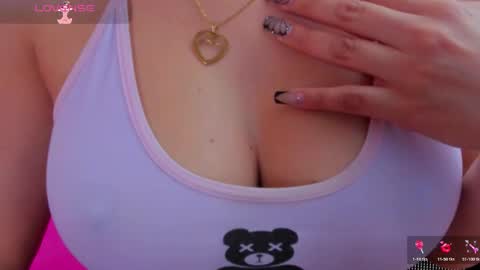 Emily online show from December 4, 3:24 pm