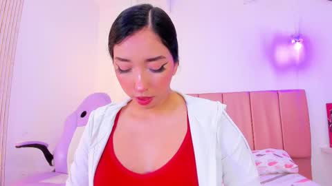 emily_walker4 online show from January 6, 4:16 am