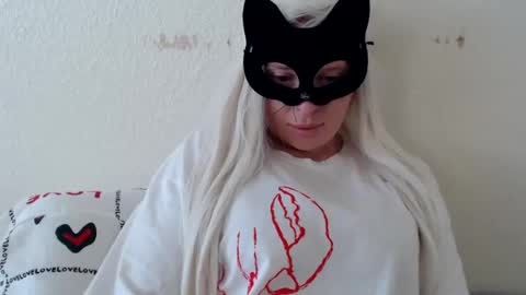 Emily online show from September 20, 9:13 pm