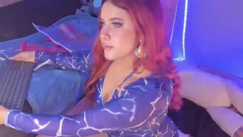 rosse foxter online show from September 11, 12:22 am