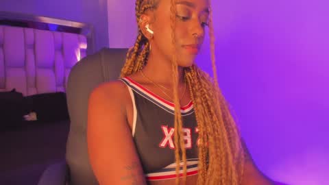 Emily  online show from January 26, 7:41 pm