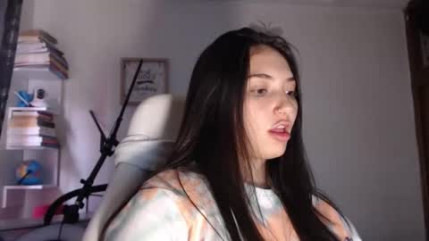 Snapshot of emilyjangcandy_ chatting on October 5, 6:46 pm Emily Jang online show from October 5, 6:46 pm