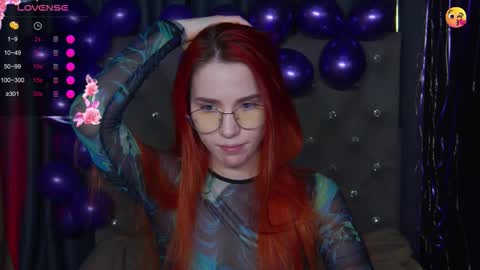 EmilyKents online show from November 10, 2:50 am