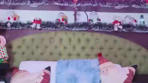 emily rousse online show from December 20, 2:04 am