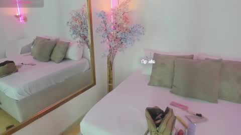 Summer 3 online show from February 8, 10:40 pm