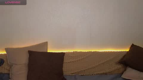 Snapshot of emilytrays chatting on September 13, 11:18 am Emily wish-list  online show from September 13, 11:18 am