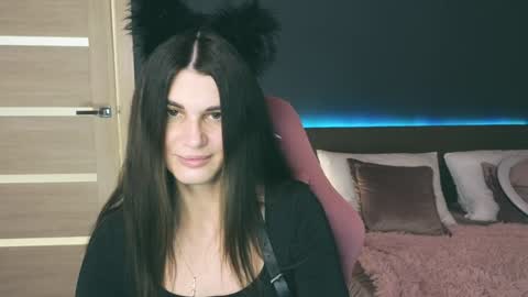 Emily online show from February 8, 1:11 am