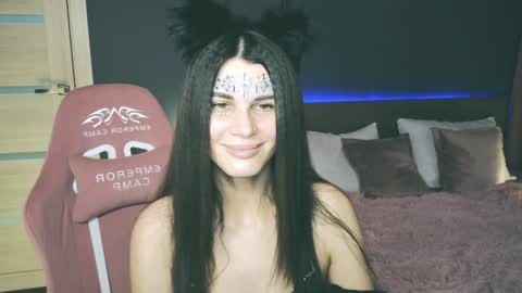 Emily online show from February 2, 11:51 am