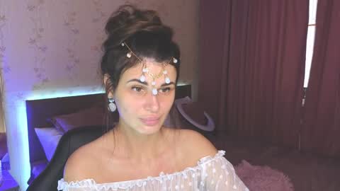 Emily online show from December 30, 6:42 am