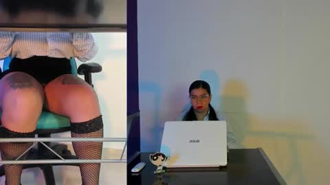 emilyy_cooperr online show from February 11, 12:28 pm