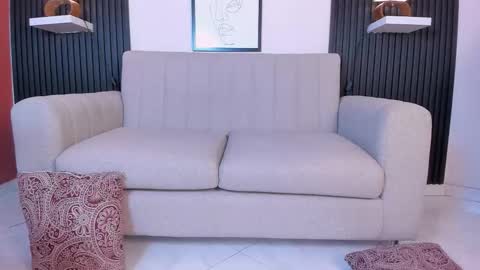 emilyy_kim online show from November 13, 10:31 pm