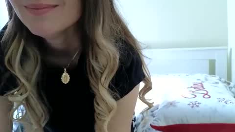 emilly online show from February 22, 6:15 pm