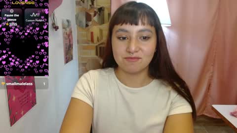 Snapshot of emitaa17228 chatting on February 6, 8:23 pm emma online show from February 6, 8:23 pm