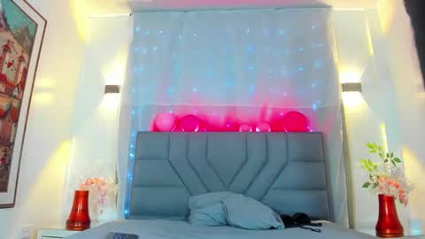 emma_ayala online show from October 9, 8:57 pm