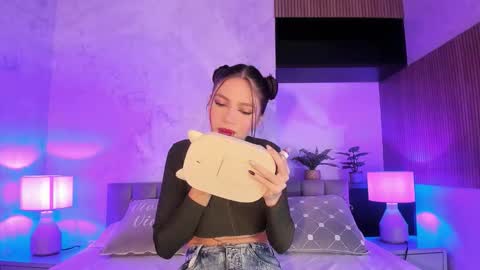 emma_jhoons online show from November 29, 11:47 am