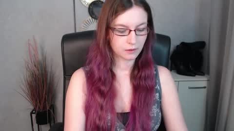 emma online show from February 5, 7:07 am