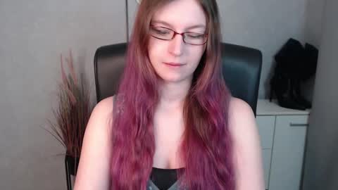 emma online show from February 12, 6:51 am