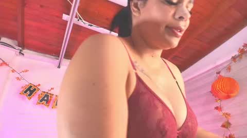 Snapshot of emma_madison_ chatting on October 23, 12:00 pm emma online show from October 23, 12:00 pm