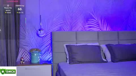 Emma online show from November 14, 8:25 am