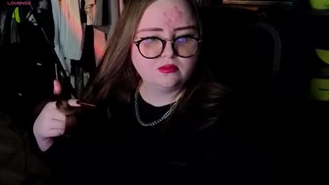 Snapshot of emma_razoom chatting on October 12, 1:08 am Emma Razumovskaya online show from October 12, 1:08 am