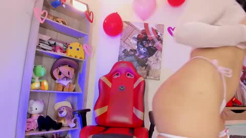 EMMA  online show from February 17, 5:55 pm