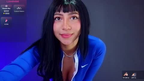 Emma web online show from November 14, 5:13 pm