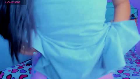 emma_whitee_ online show from October 26, 2:01 pm