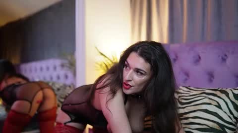  Emma  online show from November 21, 9:28 pm