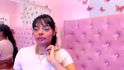 emmaebony_ online show from February 12, 5:03 pm