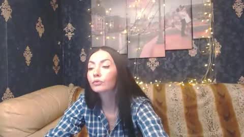 Snapshot of emmagoldx chatting on December 25, 2:56 pm EmmaGoldX online show from December 25, 2:56 pm