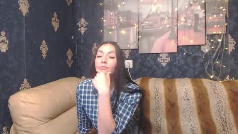 Snapshot of emmagoldx chatting on December 24, 12:11 pm EmmaGoldX online show from December 24, 12:11 pm