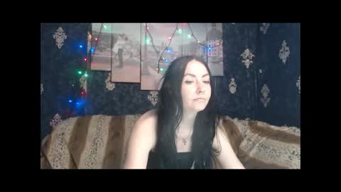 Snapshot of emmagoldx chatting on March 1, 8:13 am EmmaGoldX online show from March 1, 8:13 am