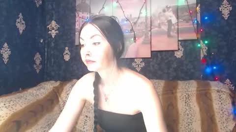 Snapshot of emmagoldx chatting on March 4, 8:24 am EmmaGoldX online show from March 4, 8:24 am