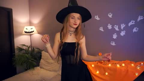 Emma day  Wendy night online show from October 30, 8:32 pm