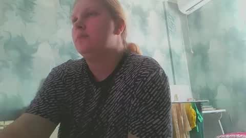 emmamelody online show from September 30, 9:37 am