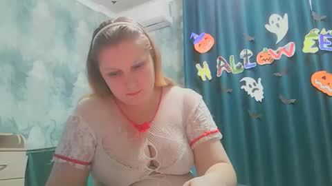 emmamelody online show from October 26, 1:56 am
